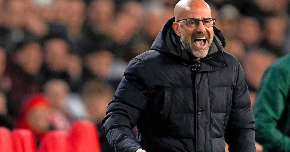 Peter Bosz grapt: ’Nu willen we nog thuis van Liverpool winnen. Appeltje-eitje’