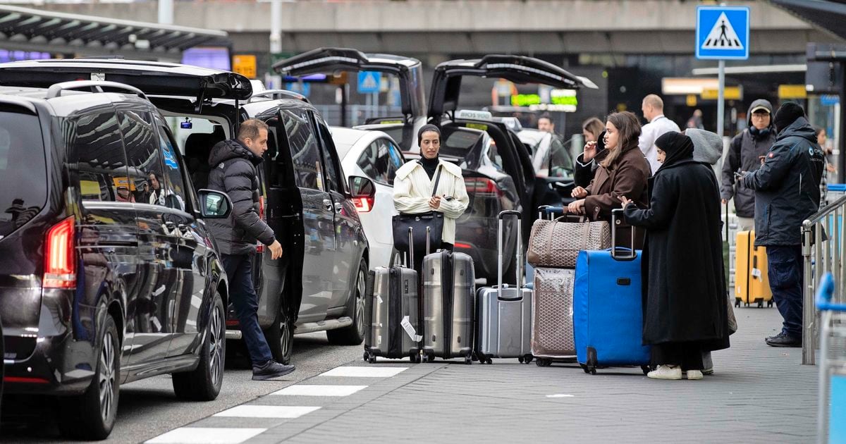 Bewaren gegevens alle taxiritten ’risicovol’ voor burger, zegt toezichthouder privacy