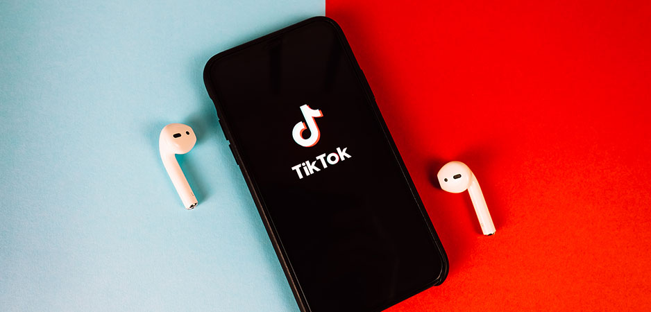 Canada Beveelt TikTok Te Sluiten Vanwege Zorgen Over Nationaal Risico INDIGNATIE AI & Politiek