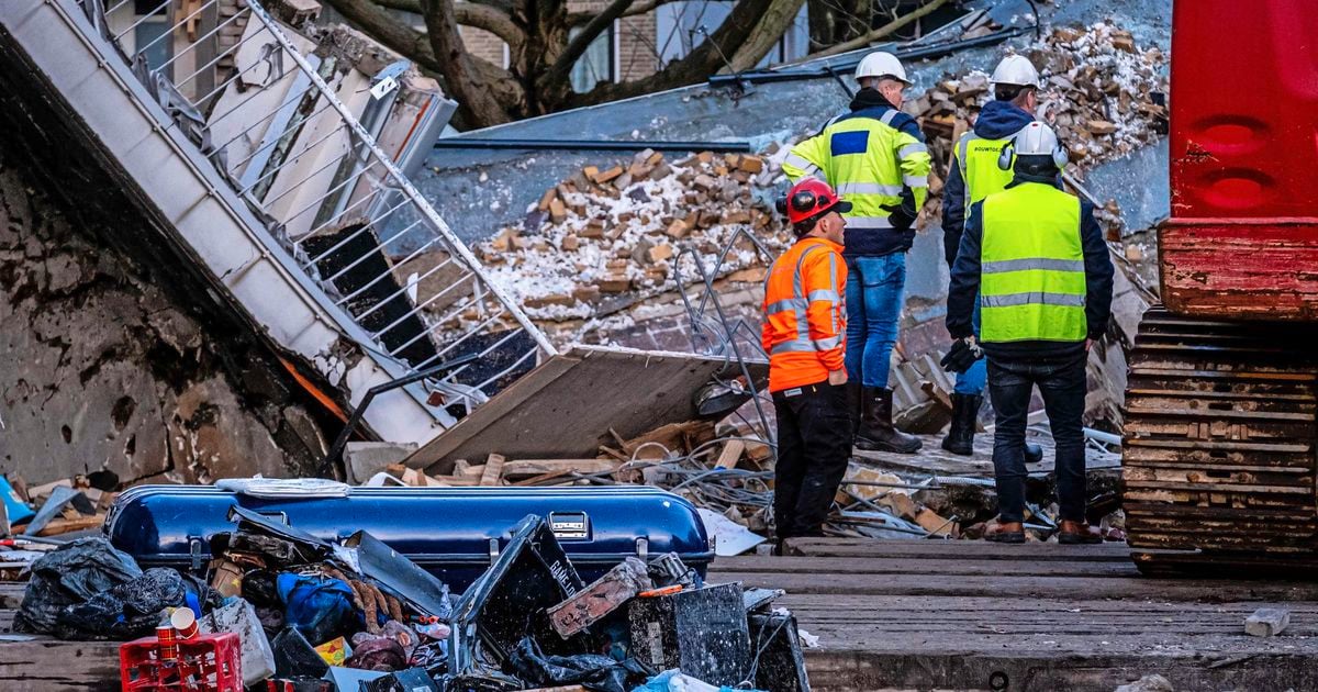 LIVE | Koningspaar bezoekt rampplek Tarwekamp na vondst zesde dode door explosies