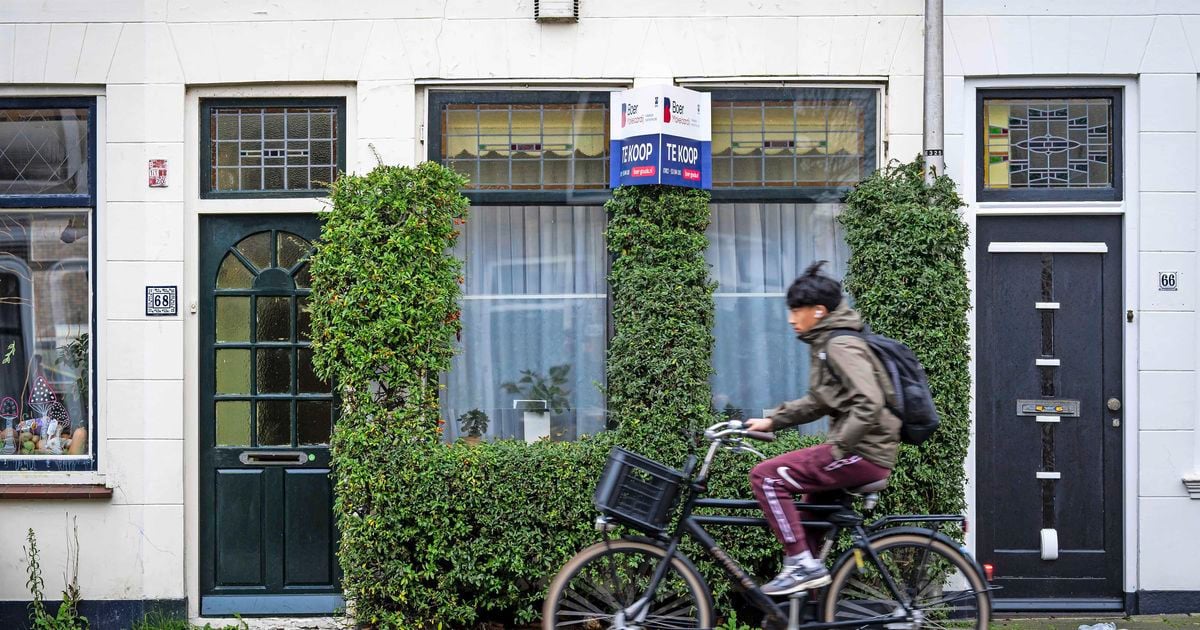 Makelaars zien woningmarkt afkoelen: ’Meer huizen onder de vraagprijs verkocht én opvallende trend in grote steden’ | Geld