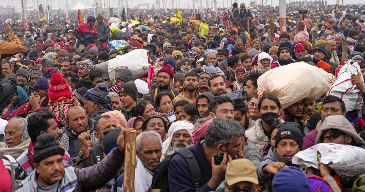 Bijna 15 miljoen hindoes op eerste dag groots Kruikenfeest India