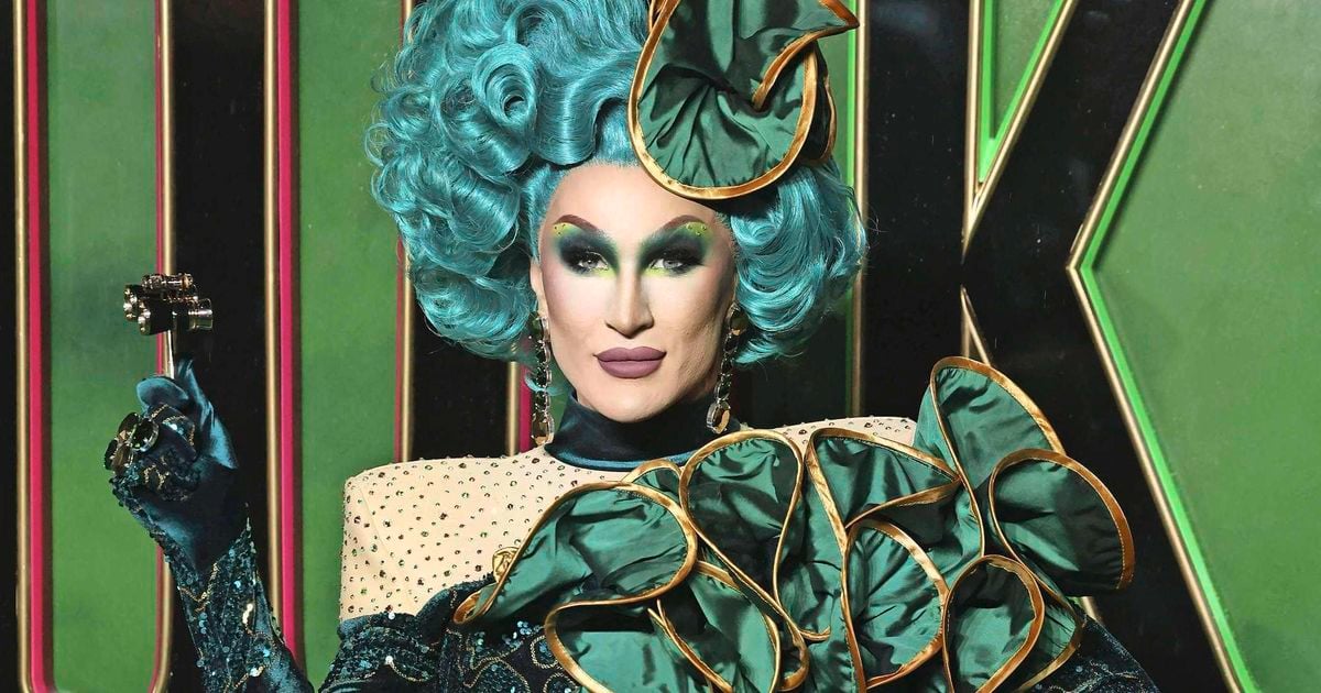 RuPaul’s drag race UK-winnaar The Vivienne (32) overleden