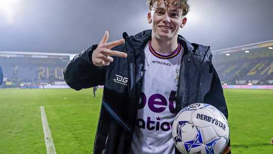 Go Ahead in de wolken na hattrick Jakob Breum: ’Paul Bosvelt gezegd dat hij alle belletjes moet wegdrukken’ | Voetbal