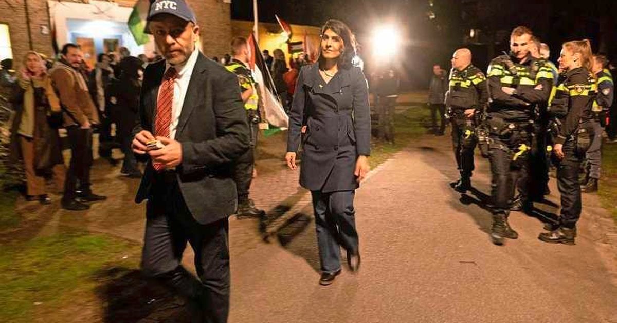 Pro-Israëlische activiste Rawan Osman opnieuw doelwit actievoerders: politie grijpt in bij vechtpartij tijdens lezing in Maastricht